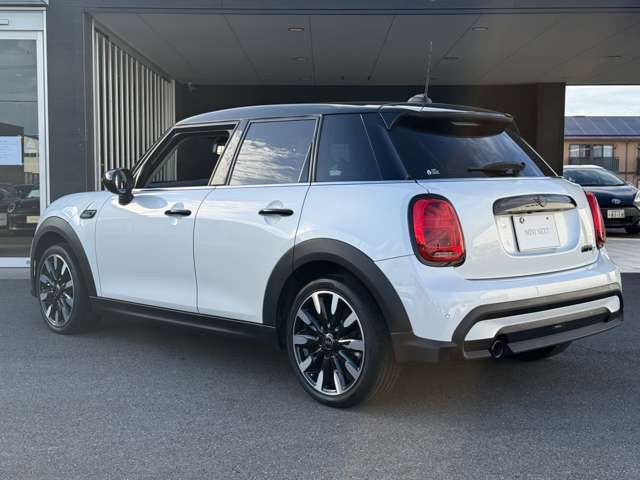 MINI COOPER D 5DOOR