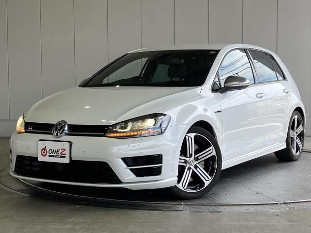VOLKSWAGEN GOLF R