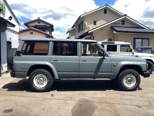 SAFARI van 4WD