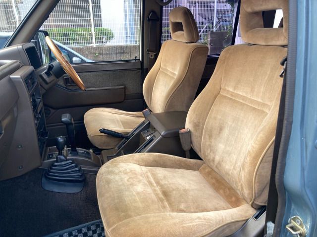 SAFARI van 4WD