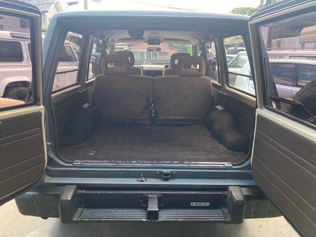 SAFARI van 4WD