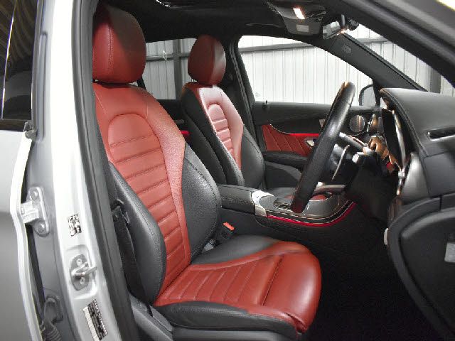 MERCEDES AMG GLCclass
