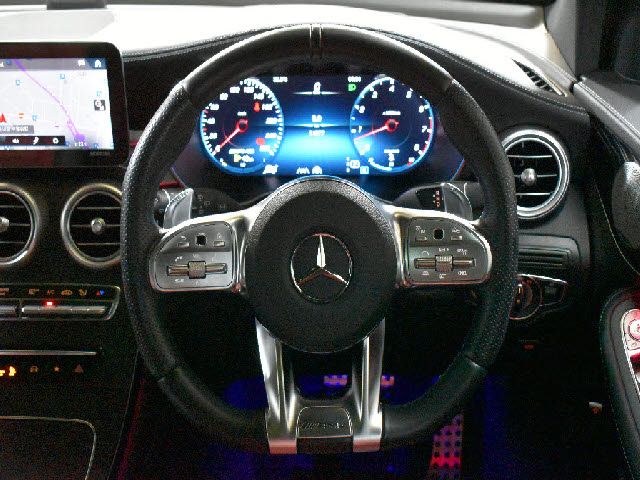 MERCEDES AMG GLCclass