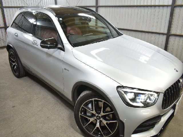 MERCEDES AMG GLCclass