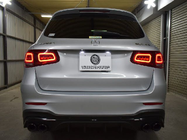 MERCEDES AMG GLCclass