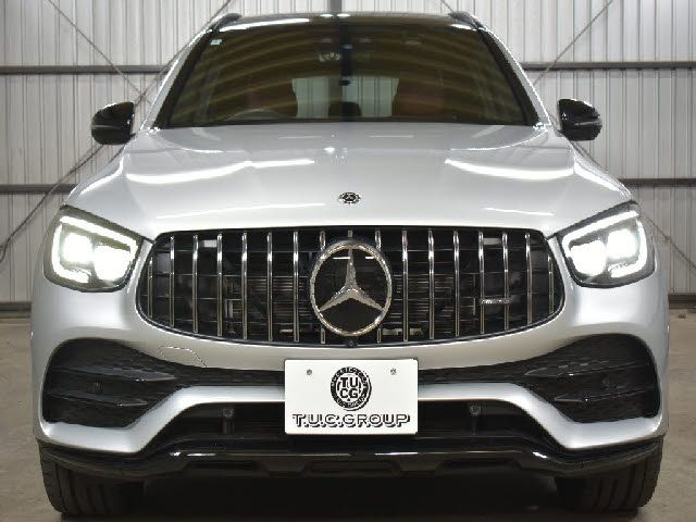 MERCEDES AMG GLCclass