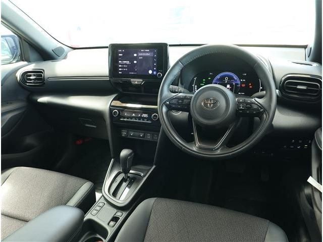 YARIS CROSS HYBRID