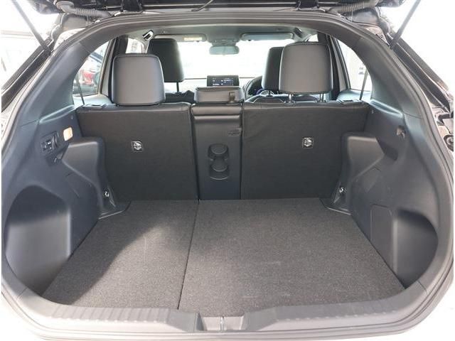 YARIS CROSS HYBRID