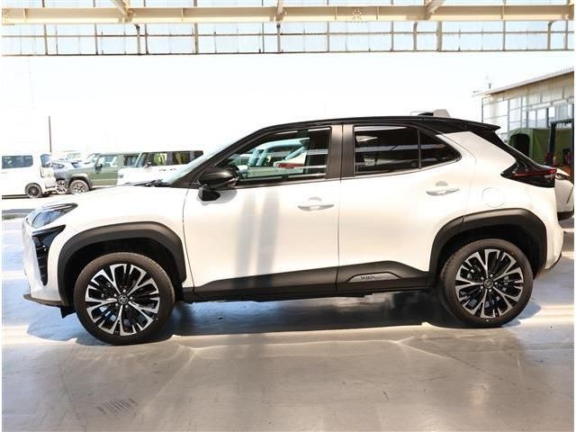 YARIS CROSS HYBRID
