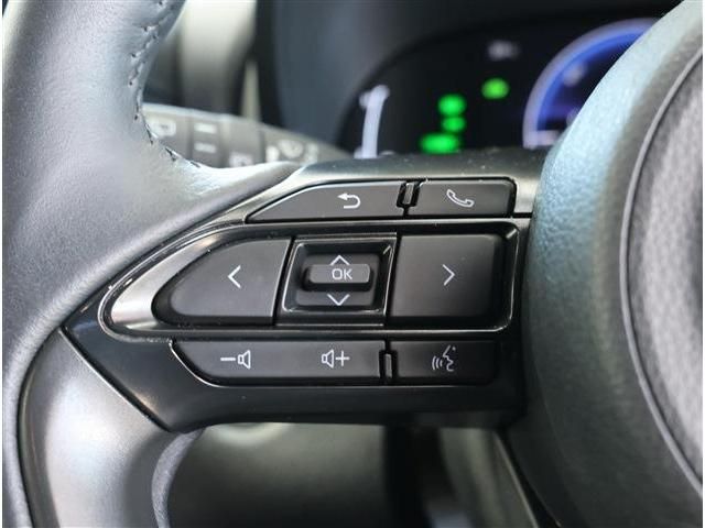 YARIS CROSS HYBRID