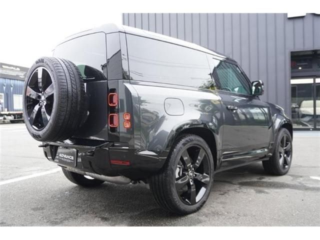 ROVER DEFENDER