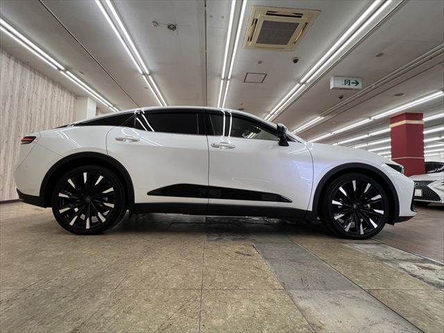 CROWN CROSSOVER