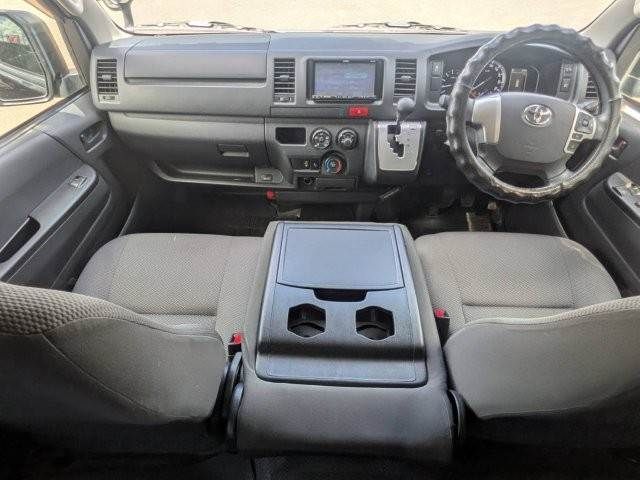 HIACE van 4WD