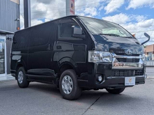 HIACE van 4WD