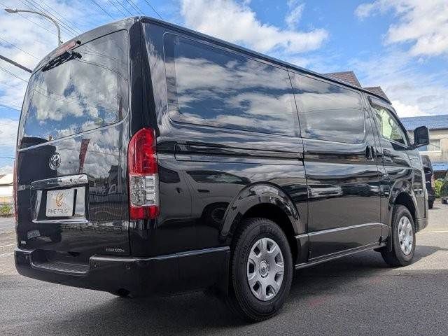 HIACE van 4WD