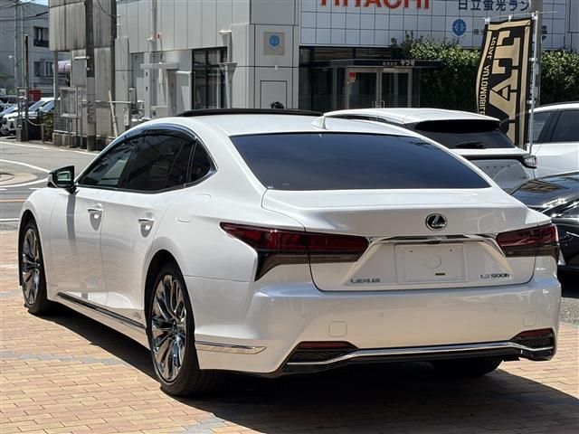 LEXUS LS500h