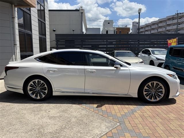 LEXUS LS500h