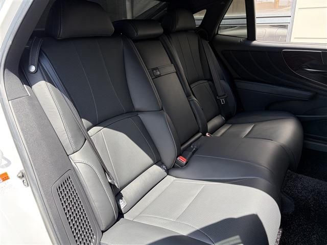 LEXUS LS500h