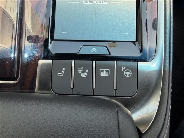 LEXUS LS500h
