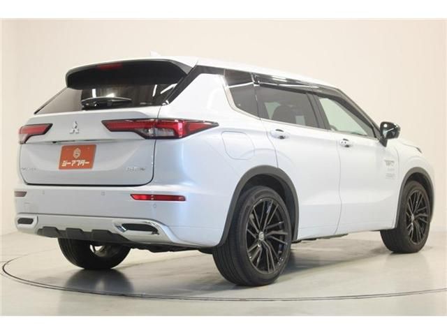 OUTLANDER PHEV