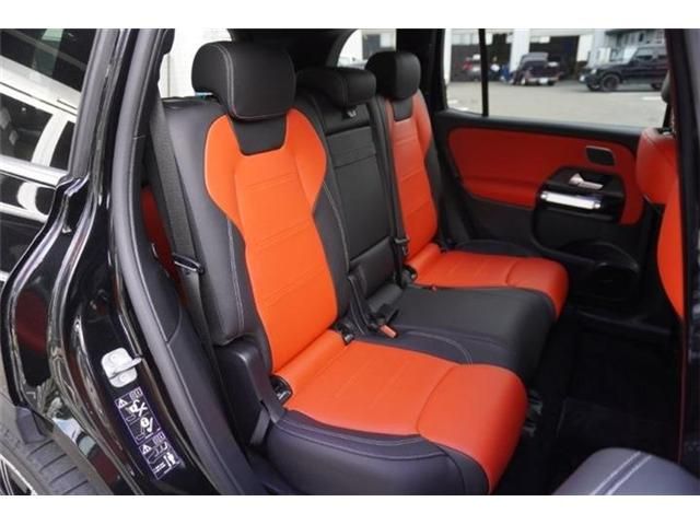 MERCEDES BENZ GLB