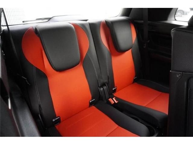 MERCEDES BENZ GLB