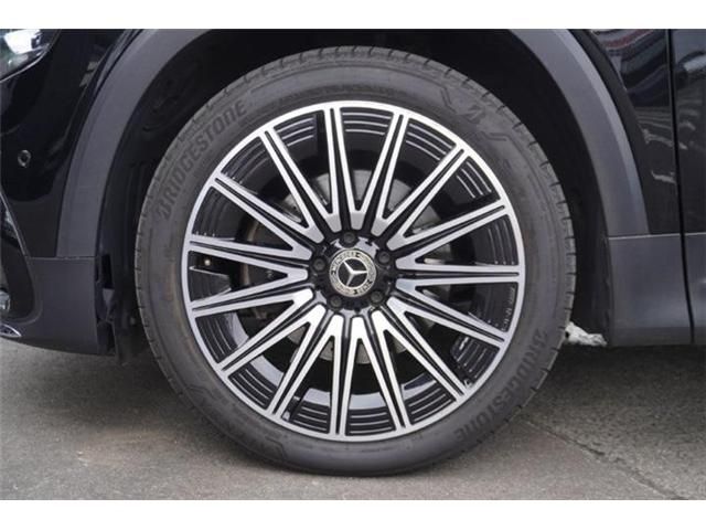 MERCEDES BENZ GLB