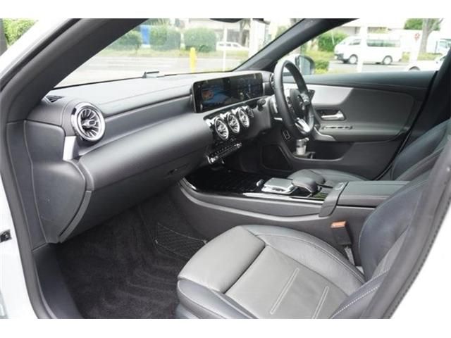 MERCEDES BENZ CLA class