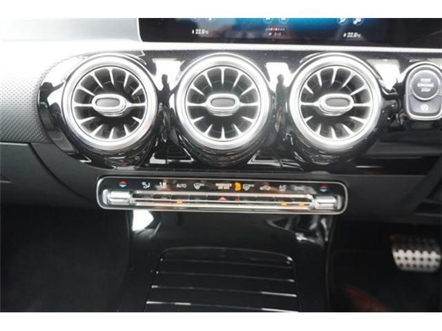MERCEDES BENZ CLA class