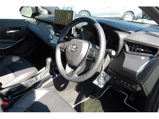 COROLLA sedan HYBRID 4WD
