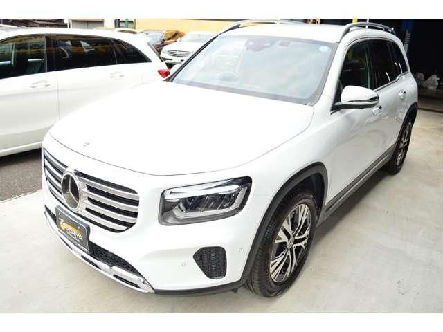 MERCEDES BENZ GLB