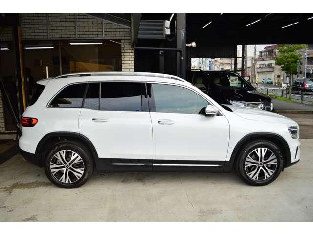 MERCEDES BENZ GLB