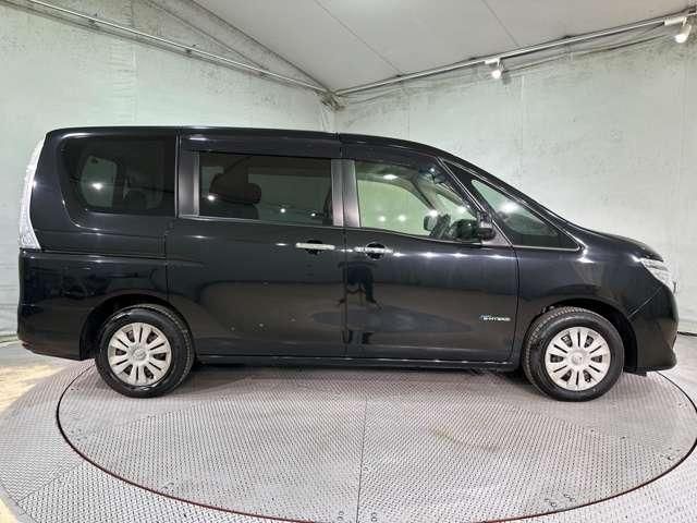 SERENA  S-HYBRID 4WD