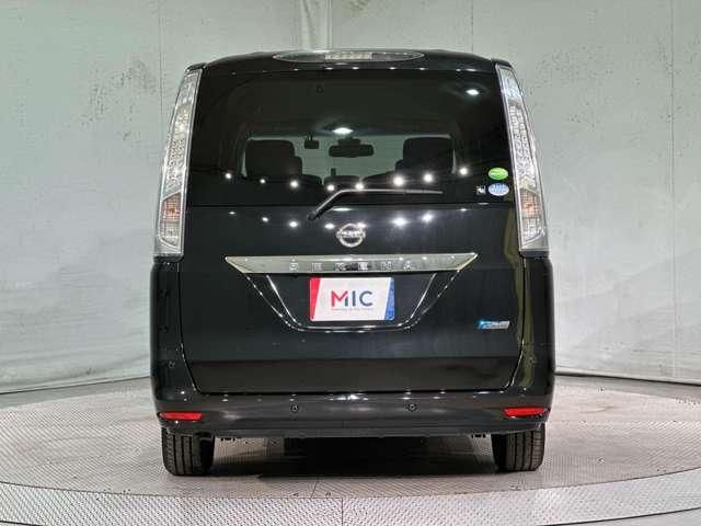 SERENA  S-HYBRID 4WD