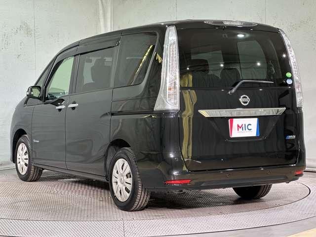 SERENA  S-HYBRID 4WD