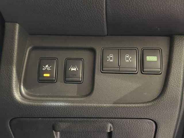 SERENA  S-HYBRID 4WD
