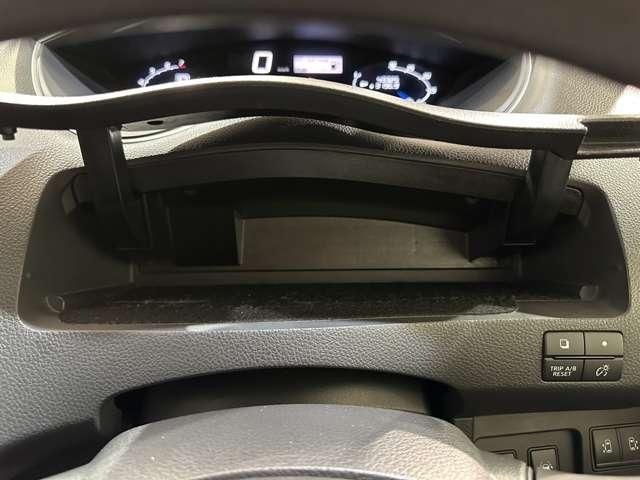 SERENA  S-HYBRID 4WD