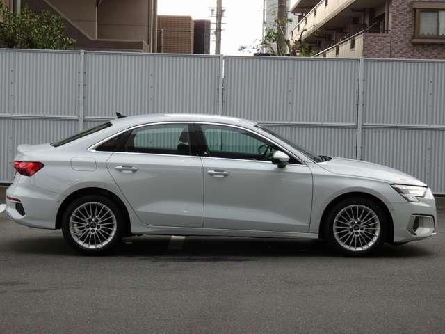 AUDI A3 Sedan