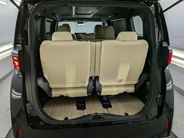 ALPHARD hybrid 4WD