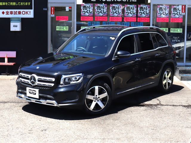 MERCEDES BENZ GLB