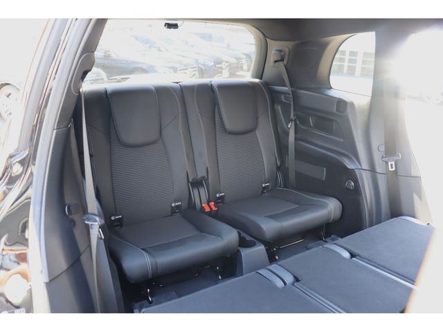 MERCEDES BENZ GLB