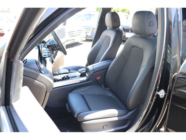 MERCEDES BENZ GLB