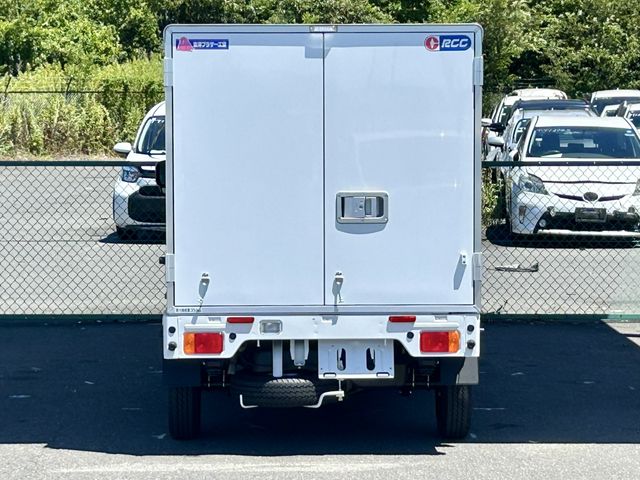 CARRY truck