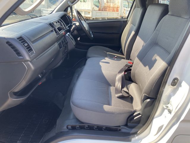 HIACE van 4WD
