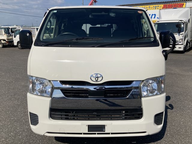 HIACE van 4WD