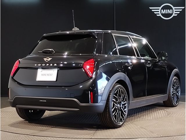 MINI COOPER 5DOOR