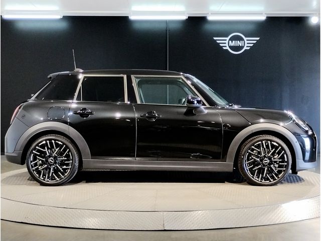 MINI COOPER 5DOOR