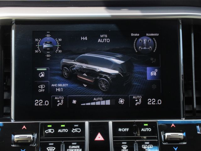 LEXUS LX600