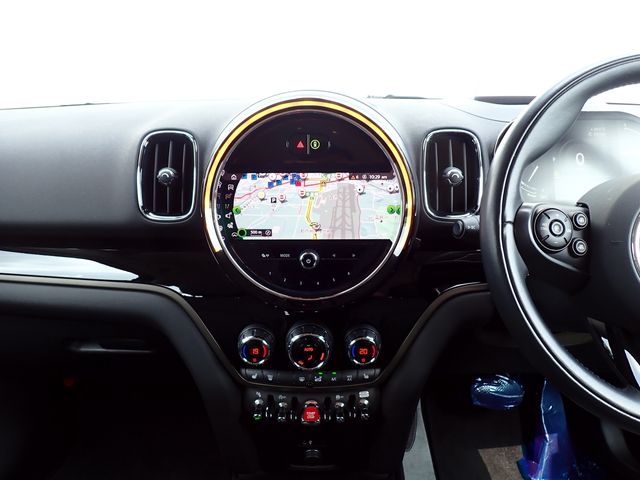 MINI COOPER D CROSSOVER
