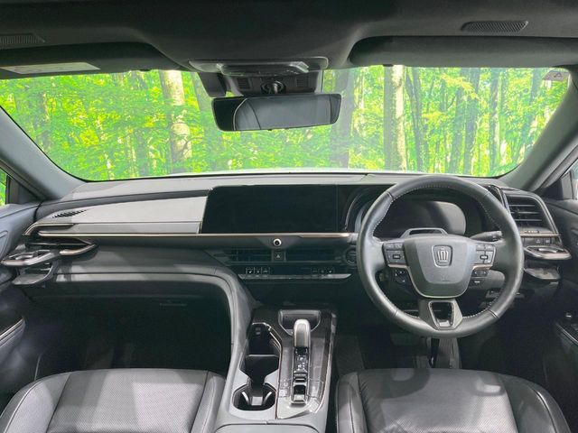 CROWN SPORT